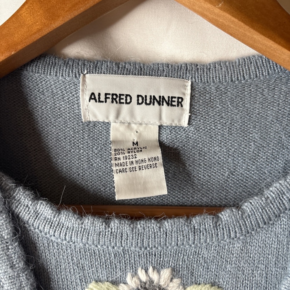 Alfred Dunner M‎ Lake Placid  Blue Floral Cardigan Attached Set - Picture 3 of 9